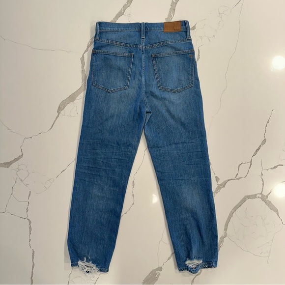 Madewell Classic Straight Jeans in Novello Wash - Picture 6 of 9